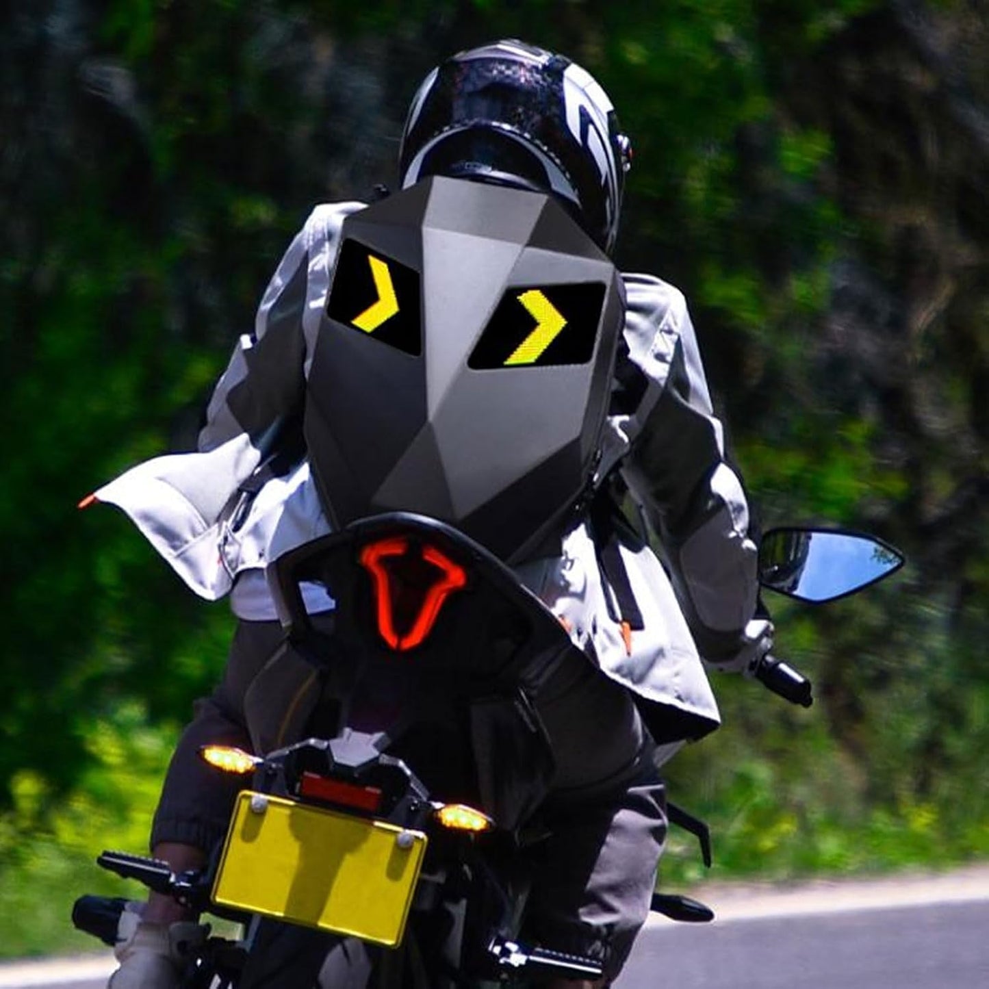 Sac à dos LED connecté pour moto